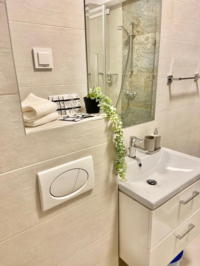Lazar Loft Apartment Яш Екстериор снимка
