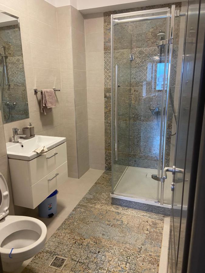 Lazar Loft Apartment Яш Екстериор снимка